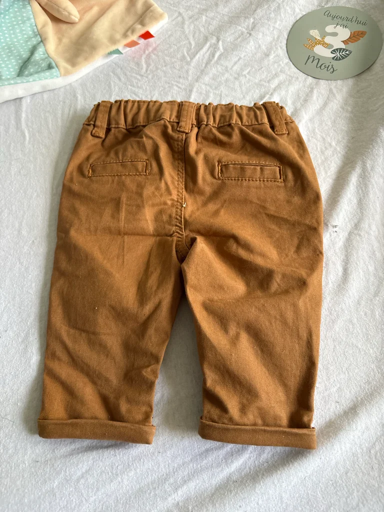 Superbe Pantalon Chino KIABI Camel – 3 Mois